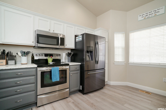 5268 S 4000 W, Roy, UT 84067 — photo 9