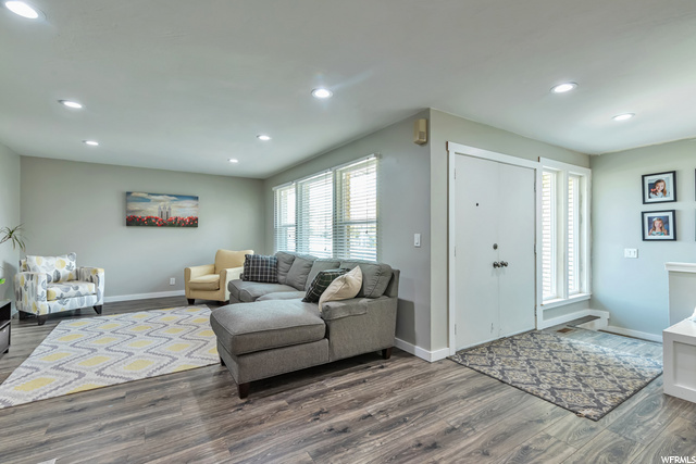 9165 S Mockingbird Cir E, Sandy, UT 84094 — photo 5