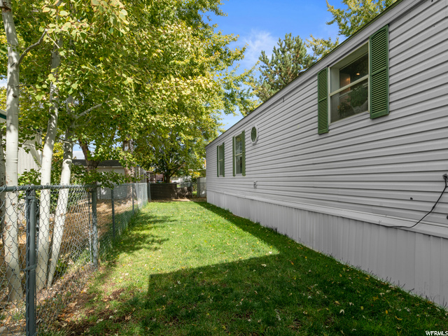 247 E 11375 S, Sandy, UT 84070 — photo 4