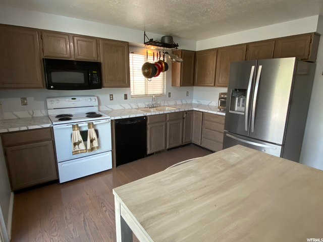 232 E 935 S, Layton, UT 84041 — photo 6