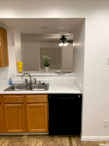 214 Daniel Dr, Tooele, UT 84074 — photo 5