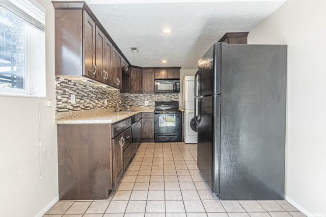 449 E 5600 S #C, Murray, UT 84107 — photo 2