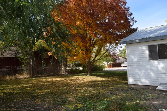 310 E Thompson Ave, Green River, UT 84525 — photo 6