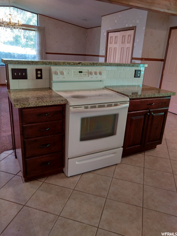 9505 S Garnet Dr E, Sandy, UT 84094 — photo 4