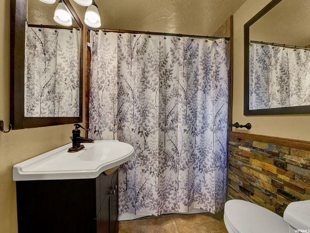 2197 N 2000 W, Farr West, UT 84404 — photo 12
