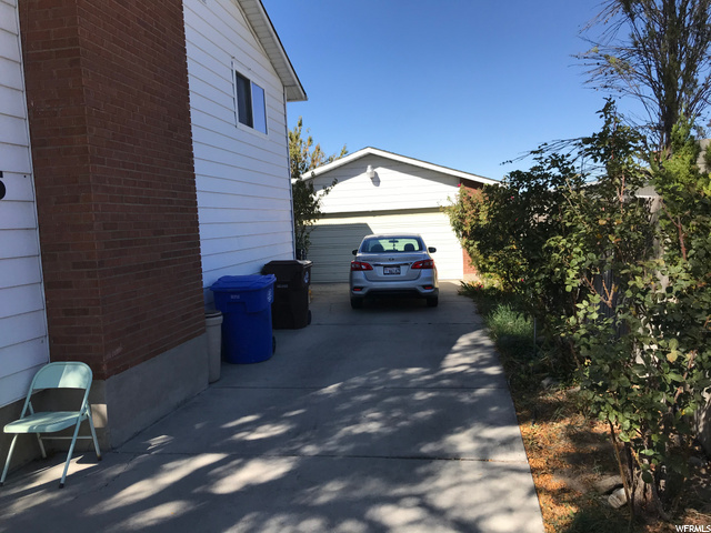 755 E Enchanted Dr S, Midvale, UT 84047 — photo 2
