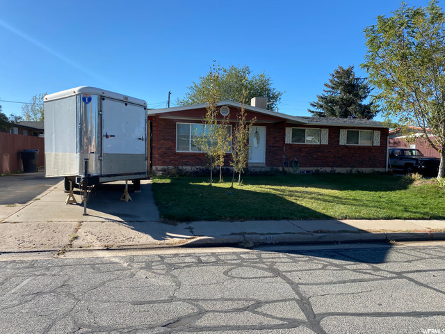331 W 2250 N, Sunset, UT 84015 — photo 4