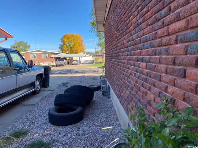 331 W 2250 N, Sunset, UT 84015 — photo 7