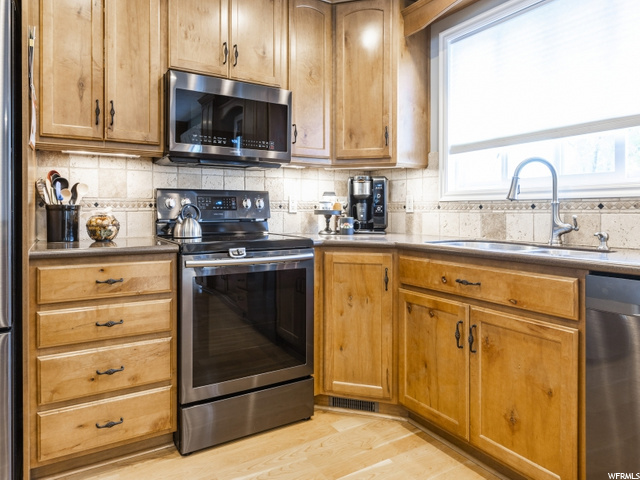 1357 E 8020 S, Sandy, UT 84093 — photo 6