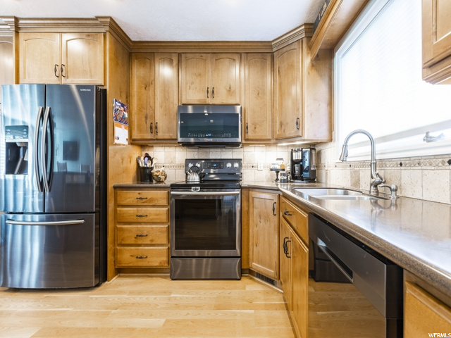 1357 E 8020 S, Sandy, UT 84093 — photo 8