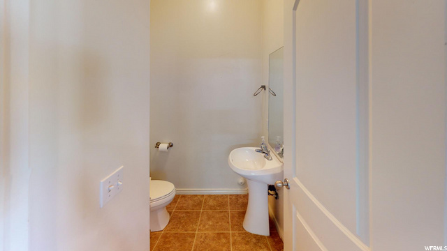 422 E 500 S #D, Vernal, UT 84078 — photo 12