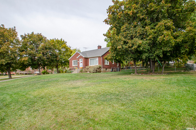 330 E E Elberta Dr, North Ogden, UT 84414 — photo 3