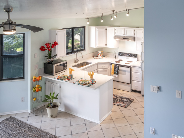 4406 S 2900 W, Roy, UT 84067 — photo 11