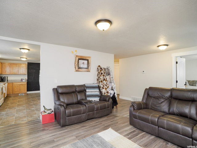 2936 W 1800 N, Clinton, UT 84015 — photo 5