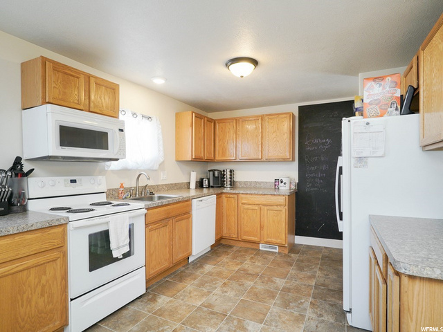 2936 W 1800 N, Clinton, UT 84015 — photo 6