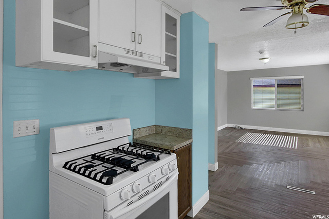 466 W Cherry Dr, Riverdale, UT 84405 — photo 10