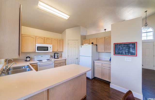 2671 W 3950 S, Roy, UT 84067 — photo 6