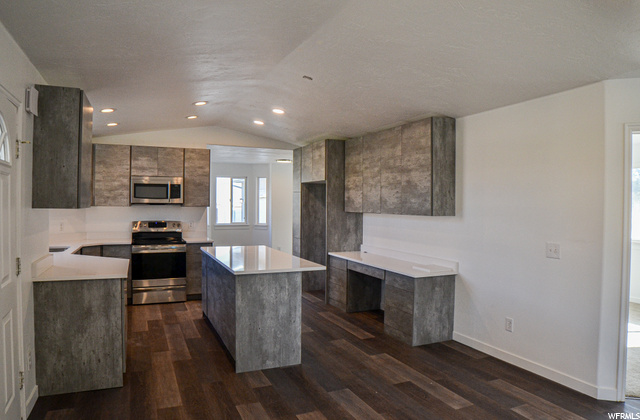 1058 E 3250 N, Layton, UT 84040 — photo 4