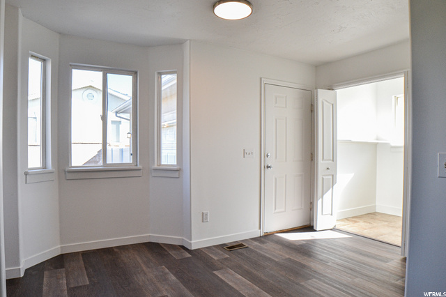 1058 E 3250 N, Layton, UT 84040 — photo 5