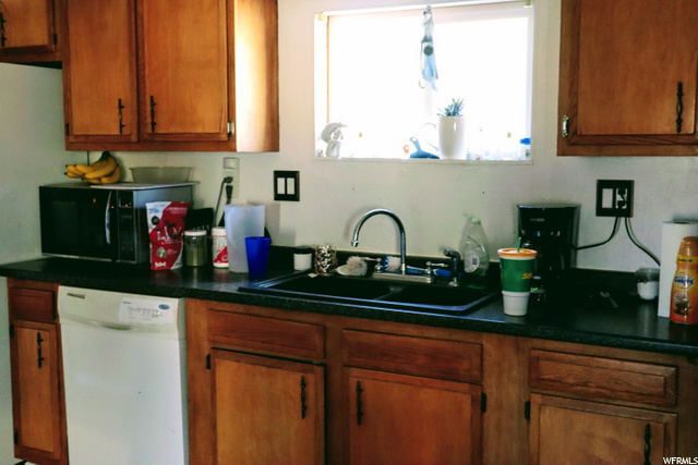 7 Oak St, Helper, UT 84526 — photo 7