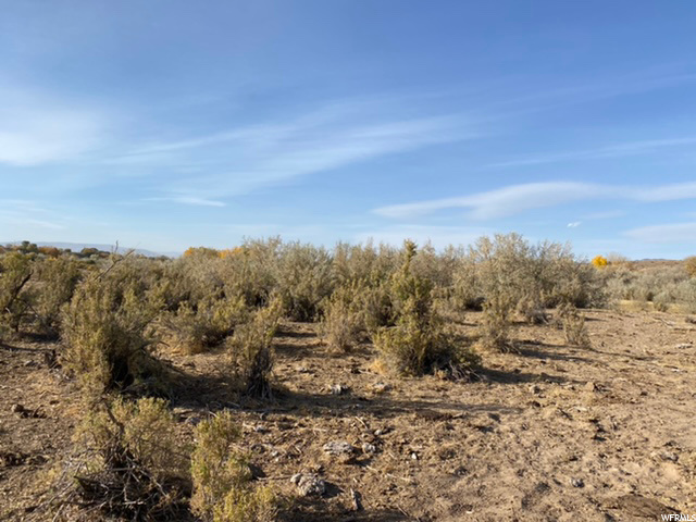 3203 S 4000 E, Vernal, UT 84078 — photo 11