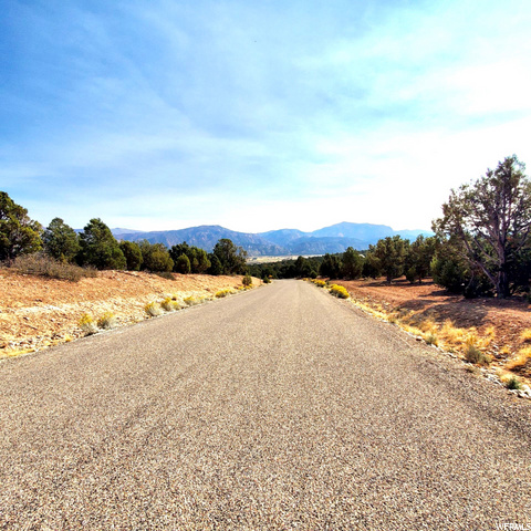 #40, Kanarraville, UT 84742 — photo 11