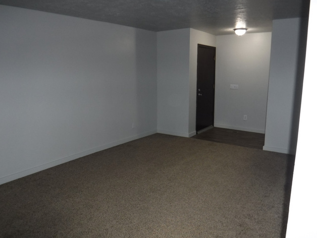 8529 S 1000 E, Sandy, UT 84093 — photo 7