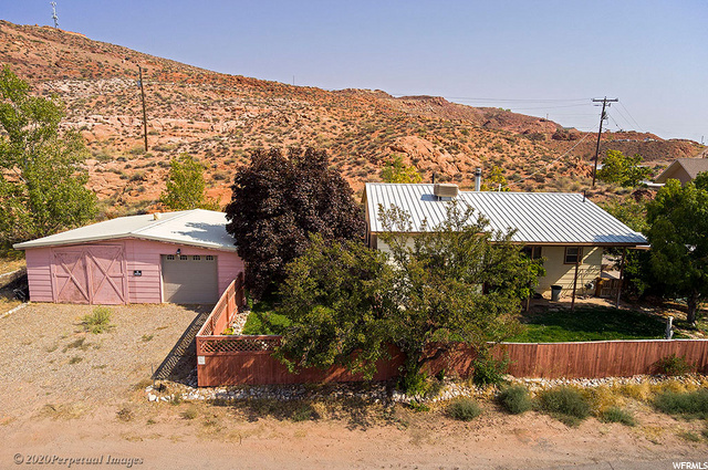 335 Crestview Dr, Moab, UT 84532 — photo 3