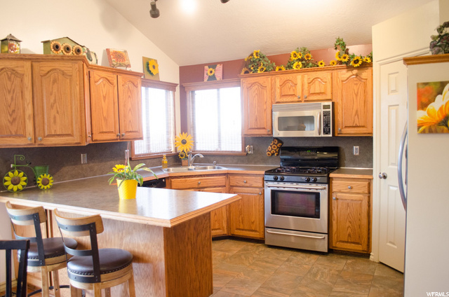421 E 3475 N, North Ogden, UT 84414 — photo 10