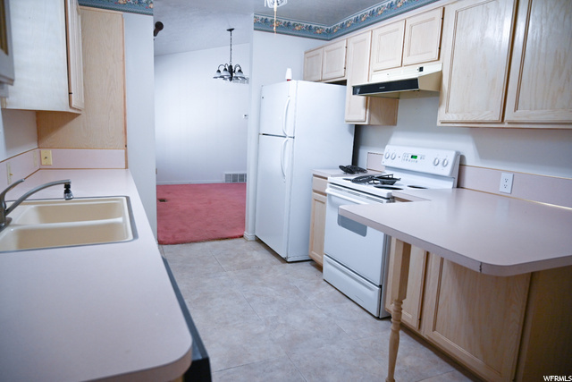 5522 S 2150 W, Roy, UT 84067 — photo 12