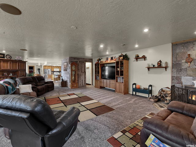 6715 S 1590 E, Uintah, UT 84405 — photo 2