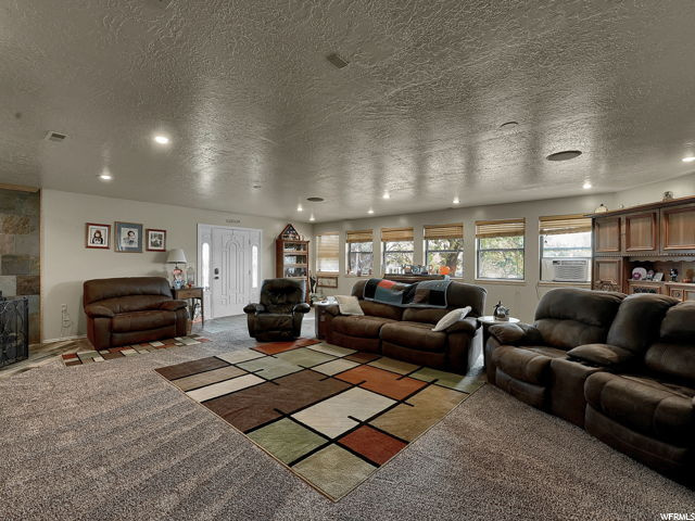 6715 S 1590 E, Uintah, UT 84405 — photo 4