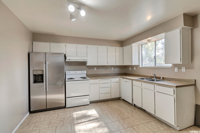 262 E 8375 S, Sandy, UT 84070 — photo 4
