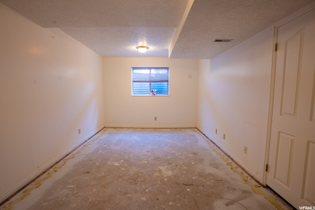 2267 E 3225 N, Layton, UT 84040 — photo 6