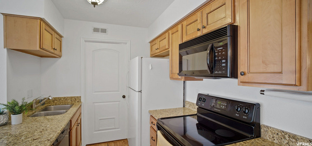2095 S Main St #21, Bountiful, UT 84010 — photo 7