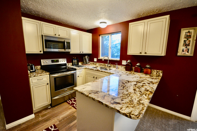 1123 E Saphire Dr, Sandy, UT 84094 — photo 5