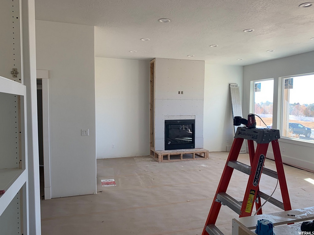 511 N 400 E, Providence, UT 84332 — photo 12