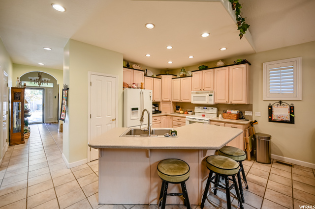 642 E Land Rush Dr, Midvale, UT 84047 — photo 9