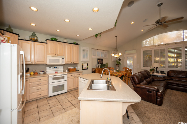 642 E Land Rush Dr, Midvale, UT 84047 — photo 8
