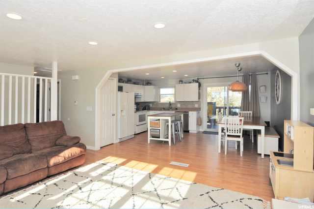 3343 Bluff Rd S, Syracuse, UT 84075 — photo 6