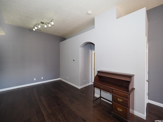 969 S Courtyard Ln E, Centerville, UT 84014 — photo 11