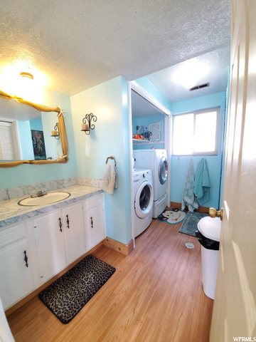 929 Wasatch Dr, Layton, UT 84040 — photo 12