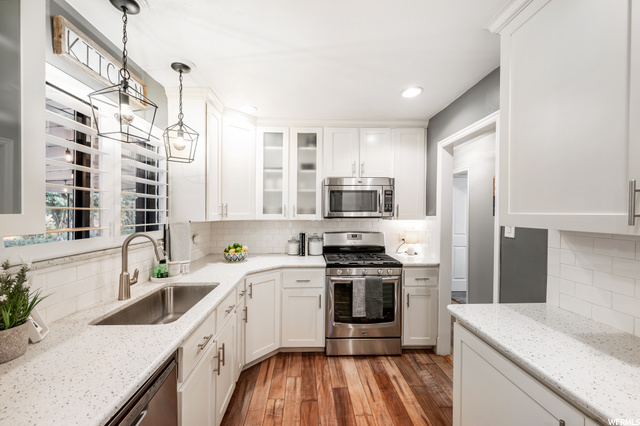 890 N 900 E, Bountiful, UT 84010 — photo 7