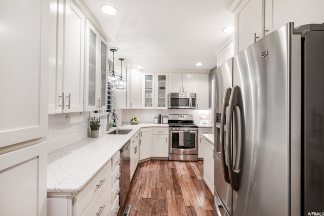 890 N 900 E, Bountiful, UT 84010 — photo 4
