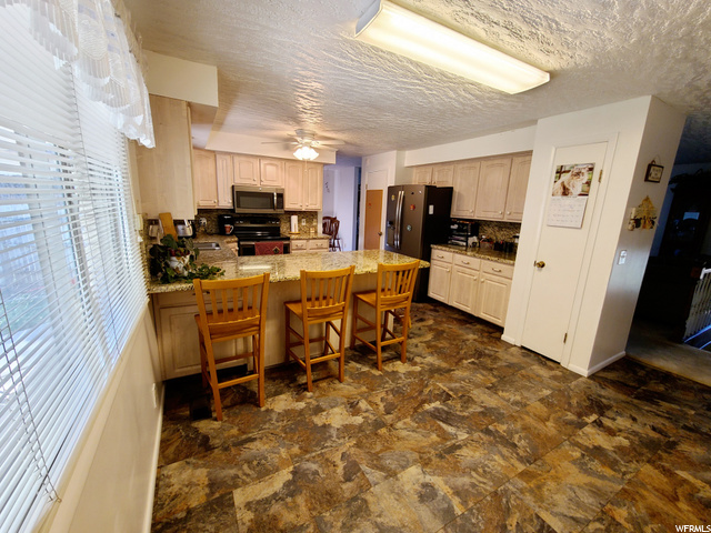 1414 Sunview Dr, Ogden, UT 84404 — photo 8