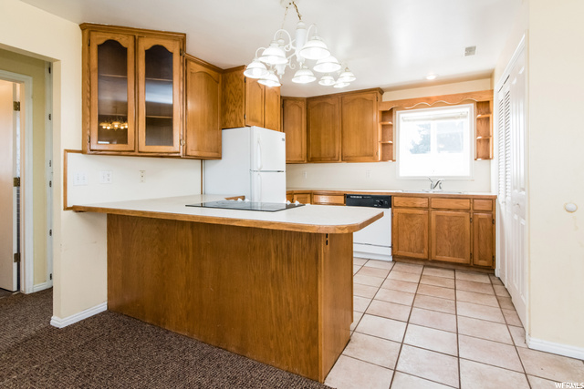 298 W Center St, Lewiston, UT 84320 — photo 2