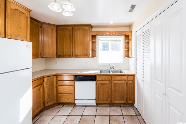 298 W Center St, Lewiston, UT 84320 — photo 4