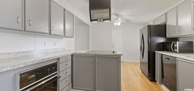 5765 S 2625 W, Roy, UT 84067 — photo 2