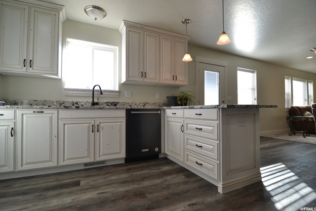 16 E 2000 S #18, Vernal, UT 84078 — photo 6