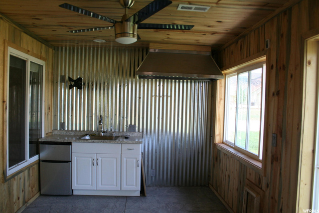 789 S 3500 E, New Harmony, UT 84757 — photo 10